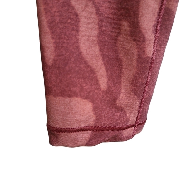 Calia Energize 7/8 Leggings in Soft Camo Terra Cotta, Size XS - Picture 8 of 11